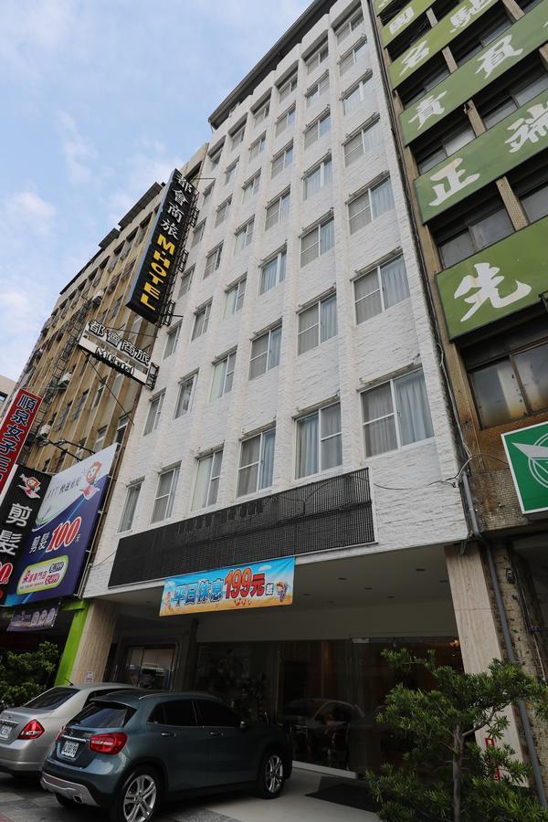 M Hotel Kaohsiung Exterior photo